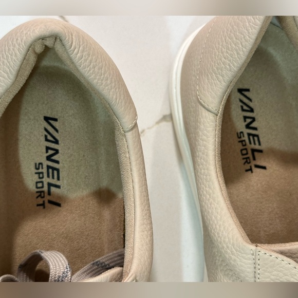 Vaneli Ysenia. Women’s Size 10. Color cream. - Picture 8 of 12